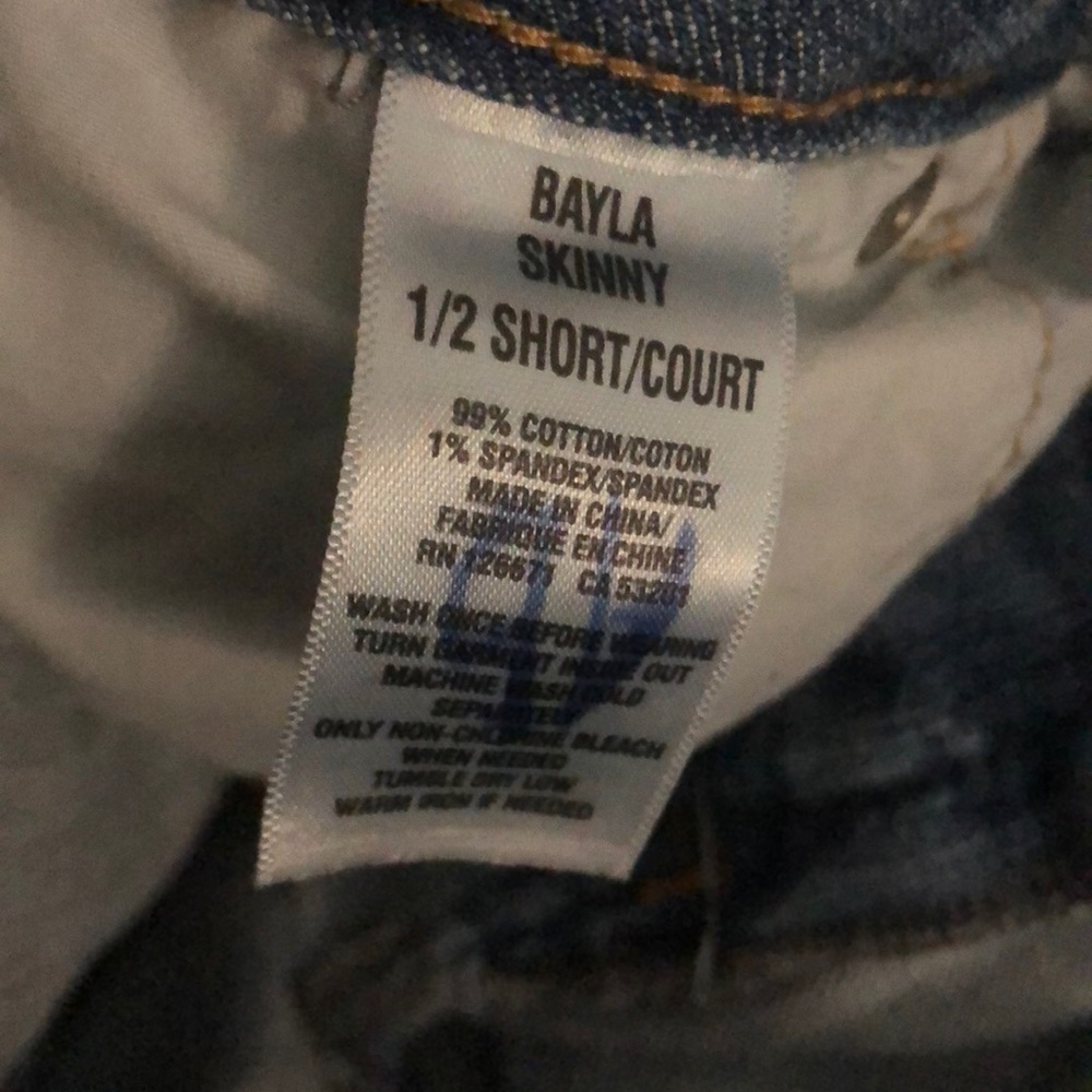 bayla skinny jeans aeropostale 1/2 short Size 8 - Picture 9 of 9